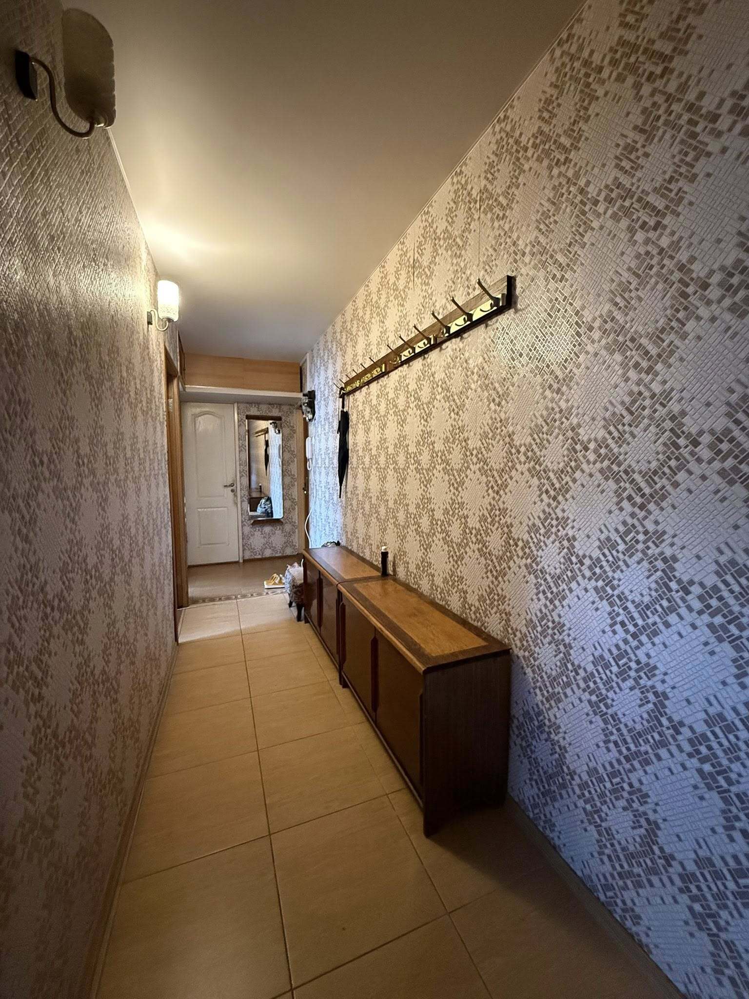 Продажа 3-комнатной квартиры 73 м², Метростроевская ул., 4