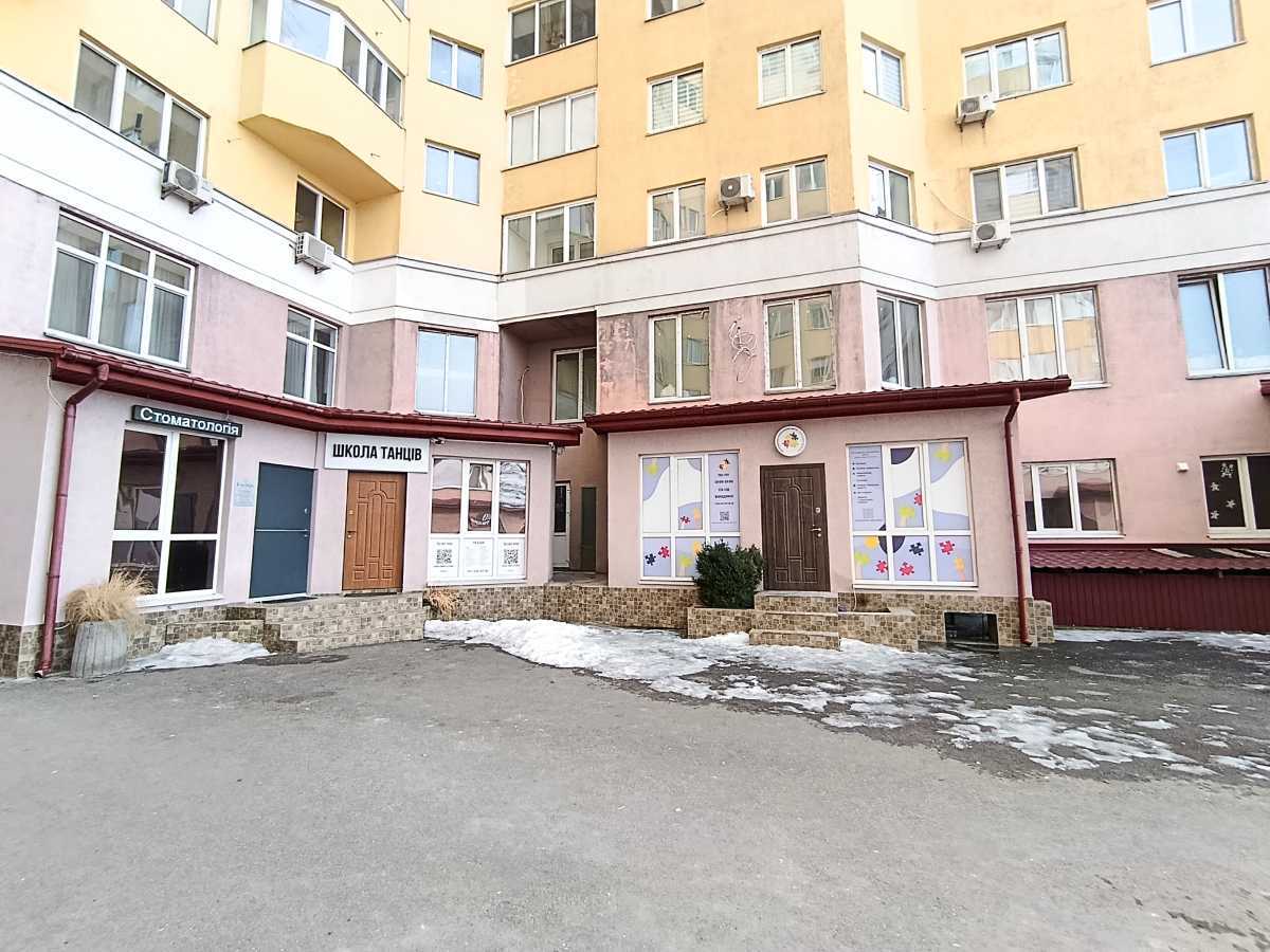 Продаж офісу 57 м², Євгена Харченко вул., 47
