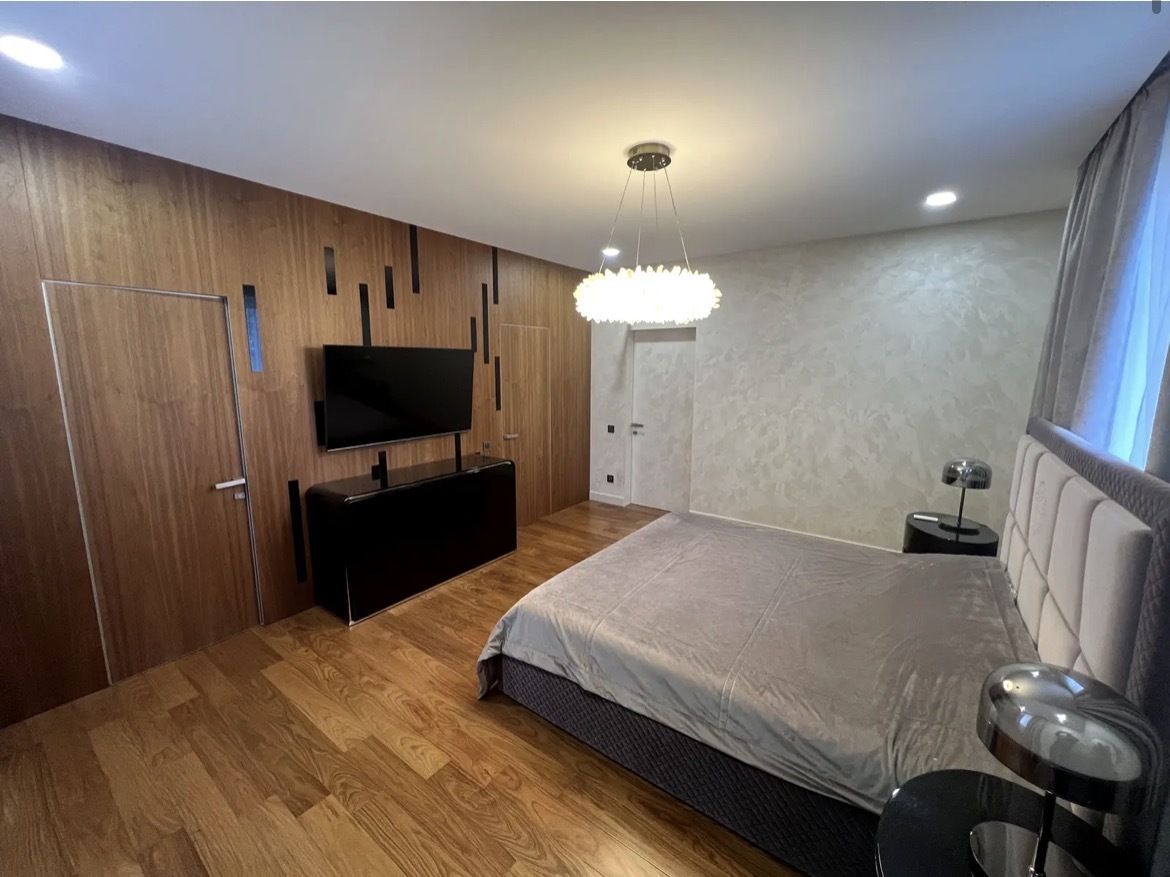 Продажа дома 300 м²