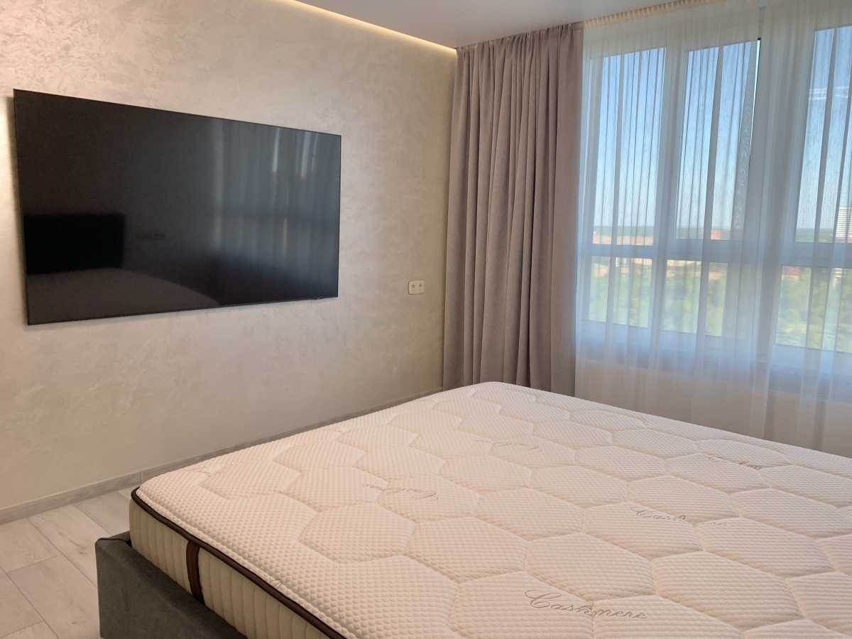 Аренда 2-комнатной квартиры 80 м², Михаила Максимовича ул., 32Б