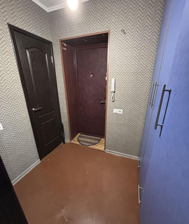 Продаж 1-кімнатної квартири 35 м², Небесної Сотні вул.