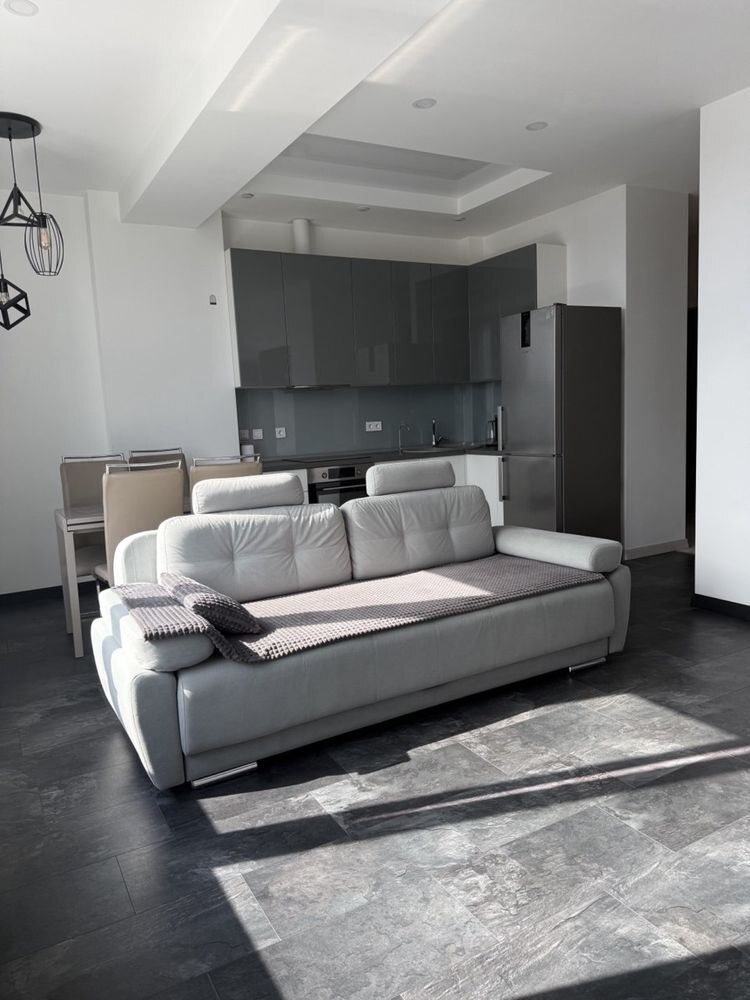 Аренда 2-комнатной квартиры 52 м², Староказацкая ул.