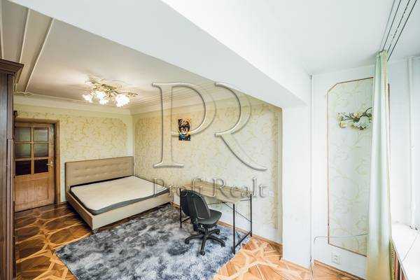 Продажа 3-комнатной квартиры 77 м², Николая Ушакова ул., 12