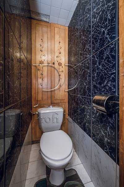 Продажа 3-комнатной квартиры 77 м², Николая Ушакова ул., 12