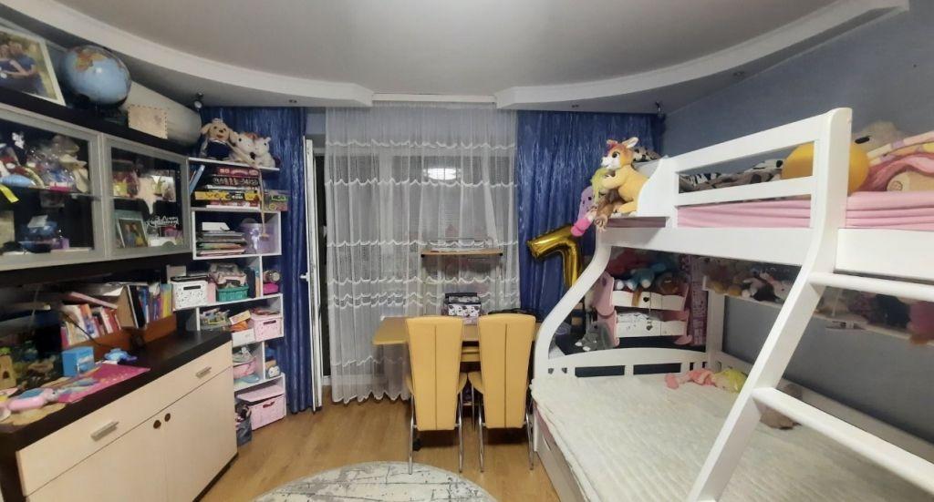Продаж 1-кімнатної квартири 36 м², Небесної Сотні вул.
