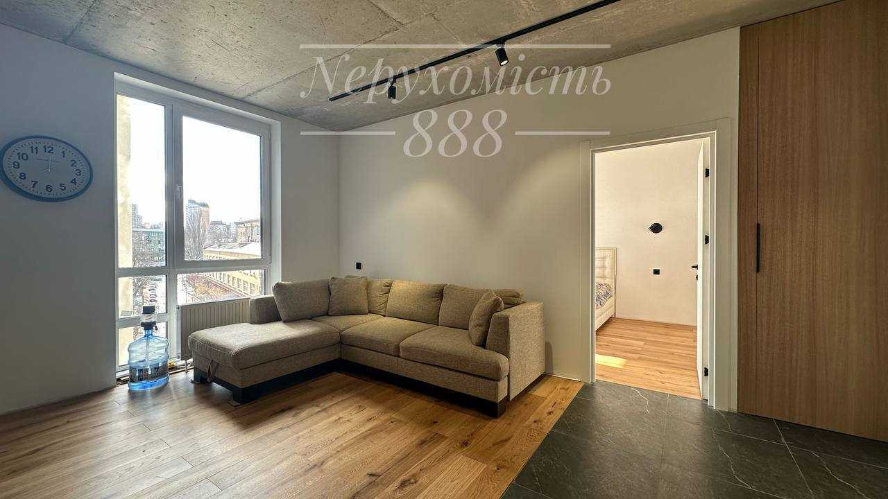 Продажа 1-комнатной квартиры 46 м², Глубочицкая ул., 13/7