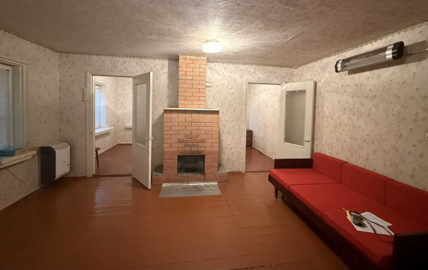 Продажа 4-комнатной квартиры 64 м², Центральная (Октябрьская) ул.