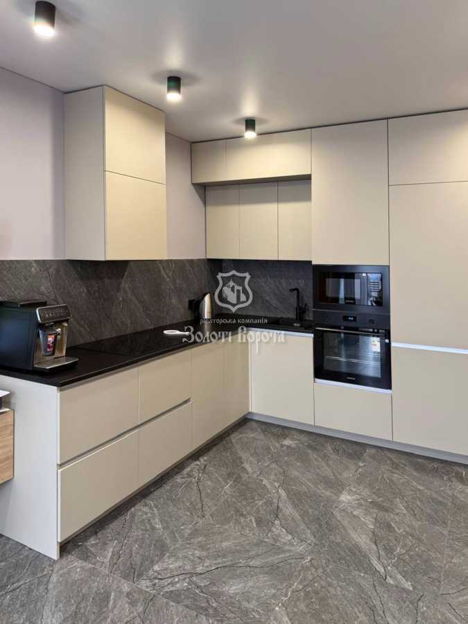 Продажа 1-комнатной квартиры 41 м², Метрологическая ул., 107