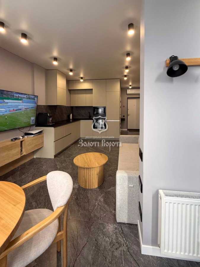 Продажа 1-комнатной квартиры 41 м², Метрологическая ул., 107