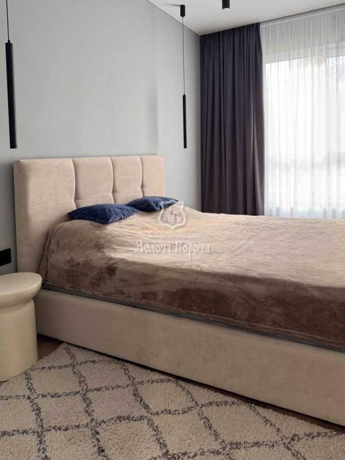 Продажа 1-комнатной квартиры 41 м², Метрологическая ул., 107