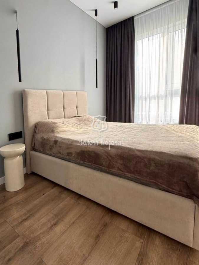 Продажа 1-комнатной квартиры 41 м², Метрологическая ул., 107