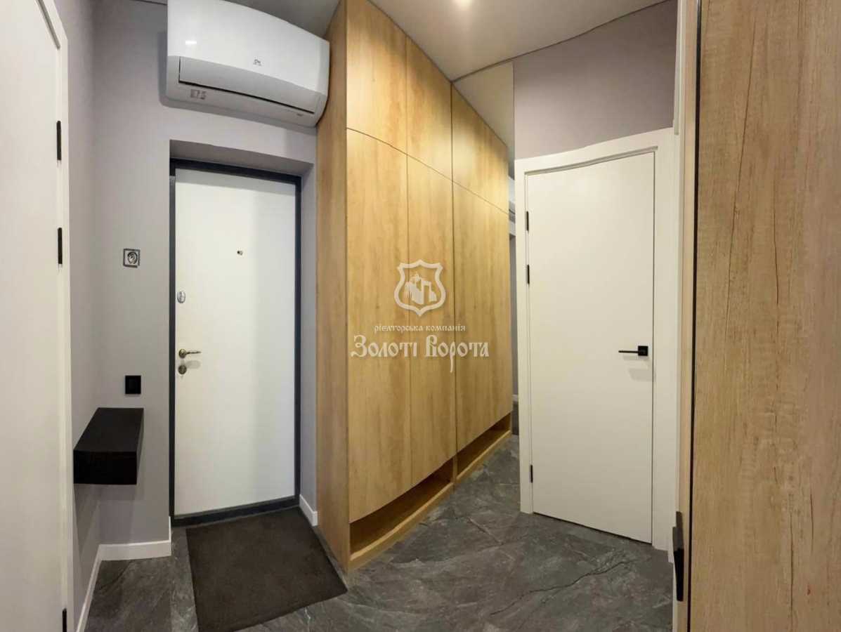 Продажа 1-комнатной квартиры 41 м², Метрологическая ул., 107