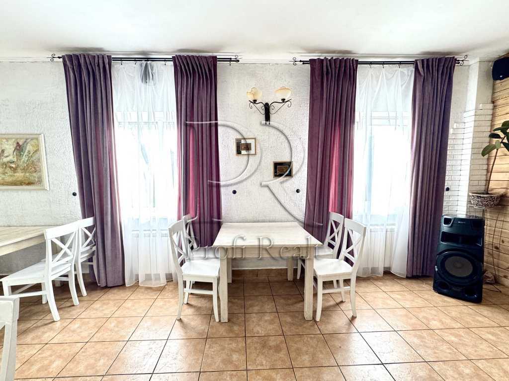 Продажа дома 272 м², Свято-Покровская ул.