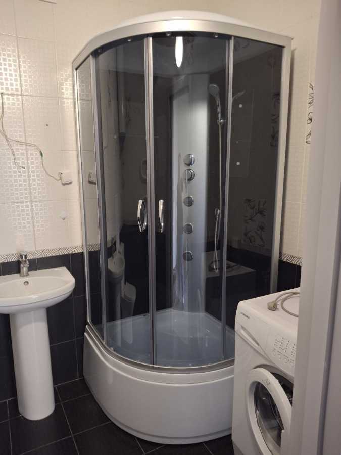 Продажа 1-комнатной квартиры 40.9 м², Головатого ул., 89