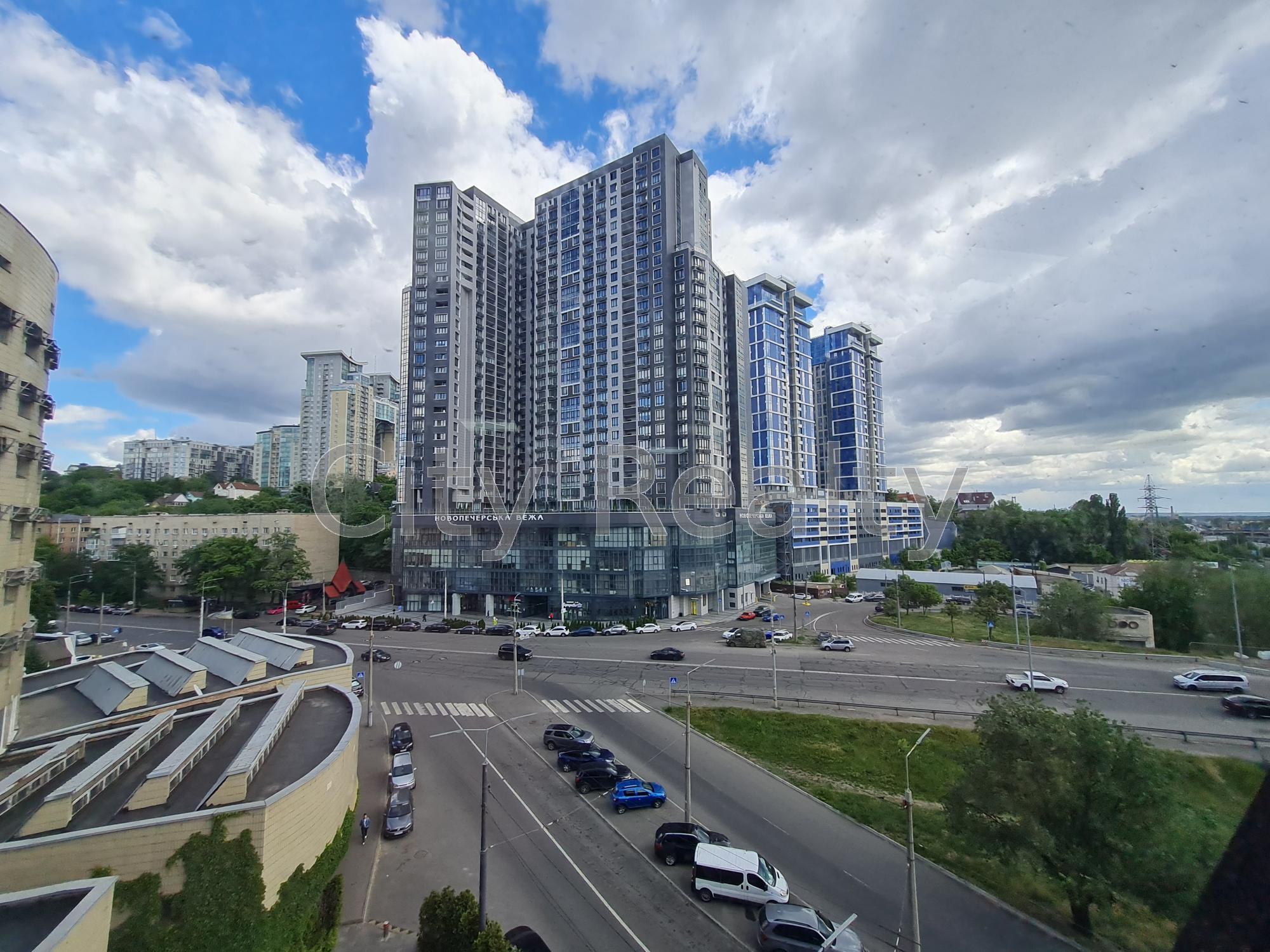 Аренда офиса 280 м², Михаила Бойчука ул., 44