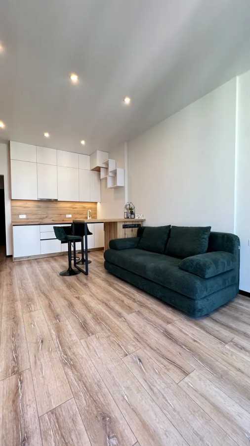 Продажа 1-комнатной квартиры 26 м², Ревуцкого ул., 52
