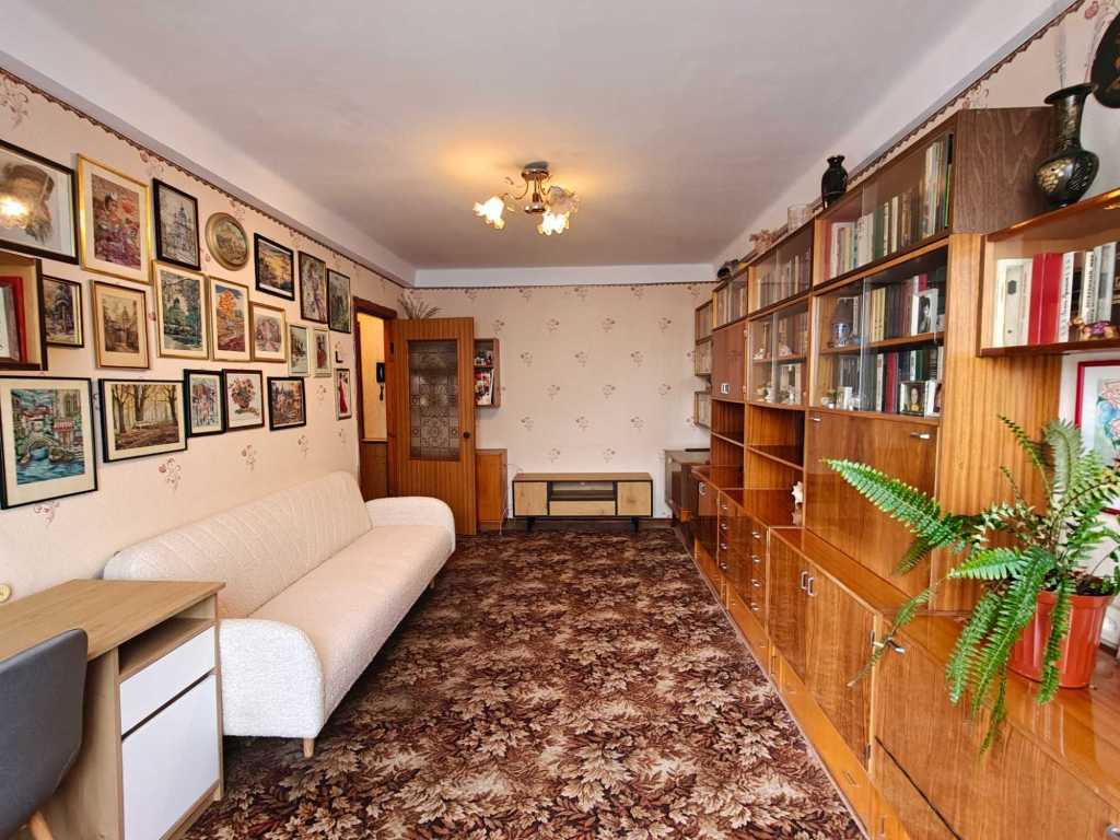 Аренда 1-комнатной квартиры 42 м², Соборности просп., 3Б