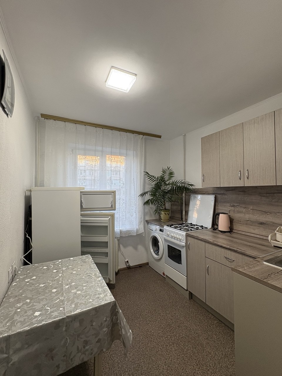 Оренда 1-кімнатної квартири 31 м², Анатолія Базилевича пров., 2/13