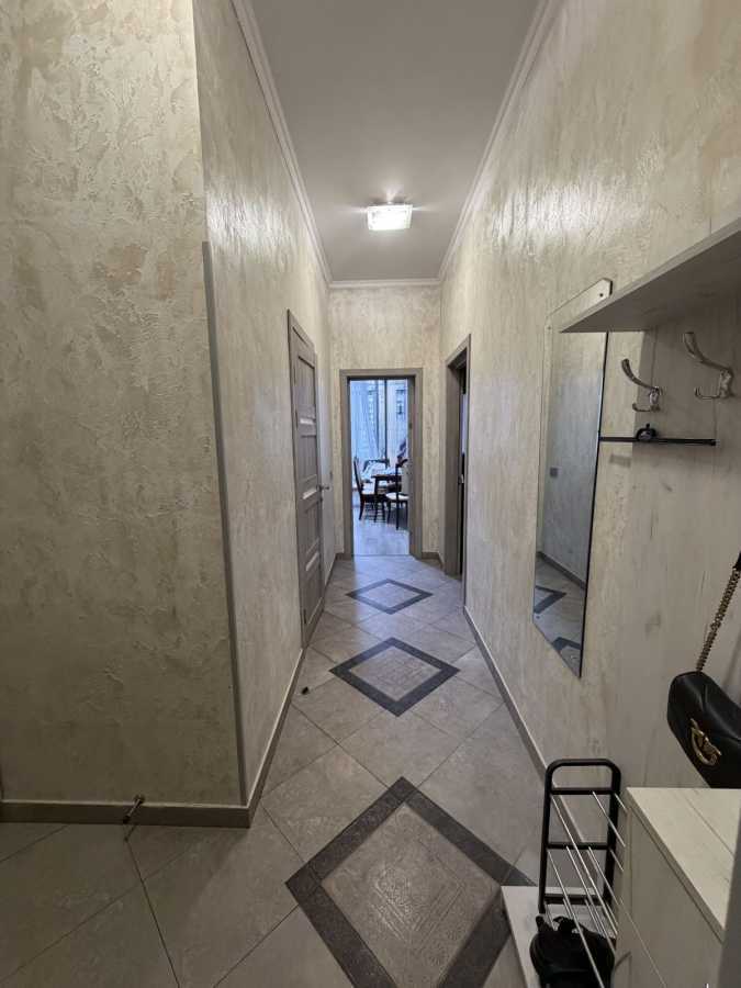 Аренда 1-комнатной квартиры 48.3 м², Академика Ефремова ул., 8а