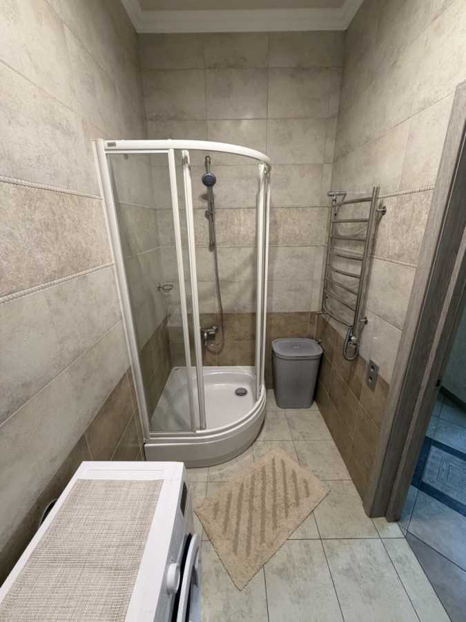 Аренда 1-комнатной квартиры 48.3 м², Академика Ефремова ул., 8а