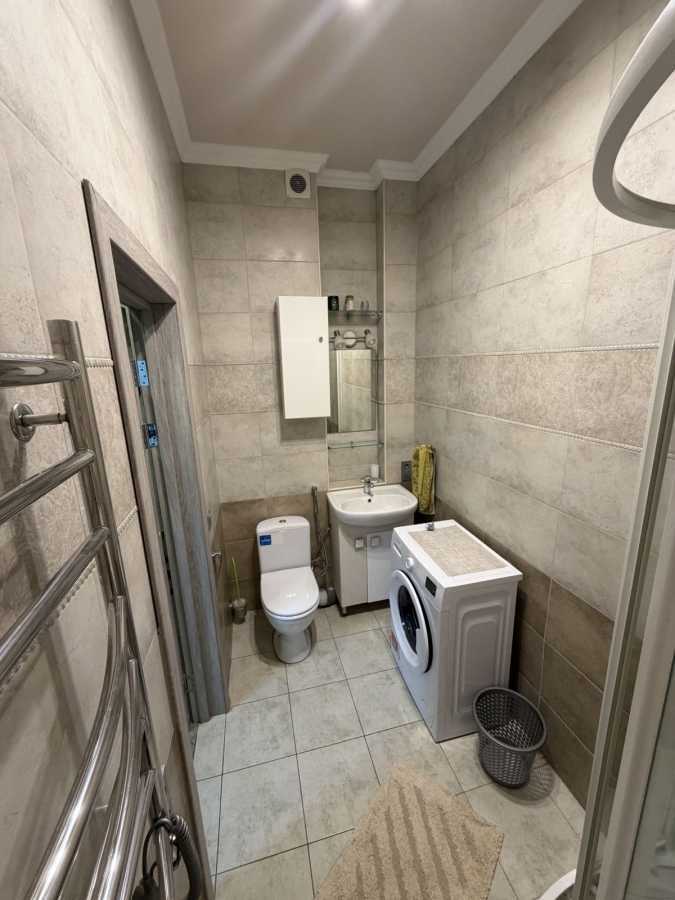 Аренда 1-комнатной квартиры 48.3 м², Академика Ефремова ул., 8а