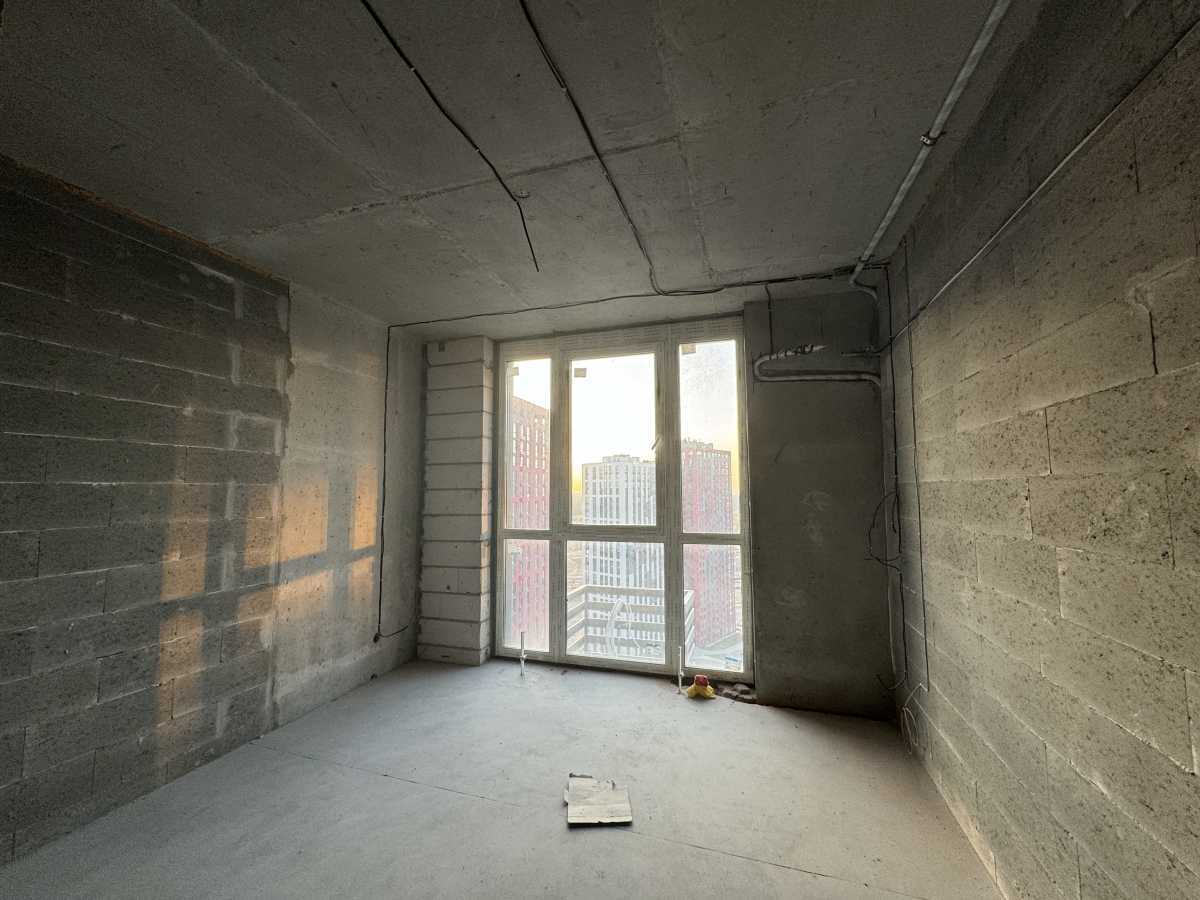 Продажа 3-комнатной квартиры 69 м², Александра Олеся ул., 8/17