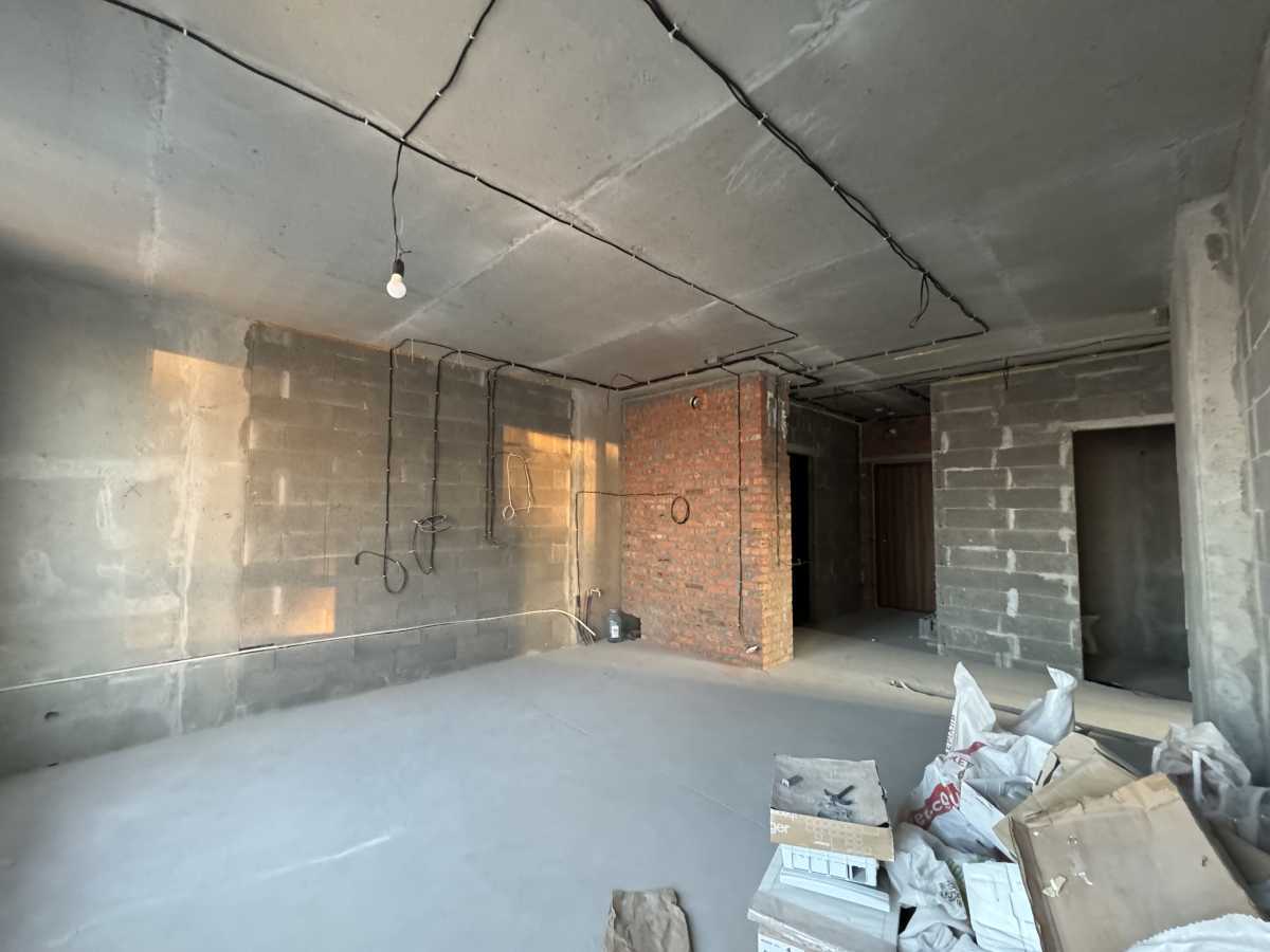 Продажа 3-комнатной квартиры 69 м², Александра Олеся ул., 8/17