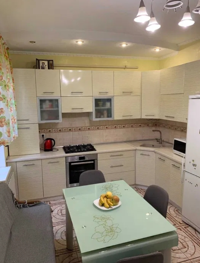 Оренда будинку 141 м², Толбухина вул.