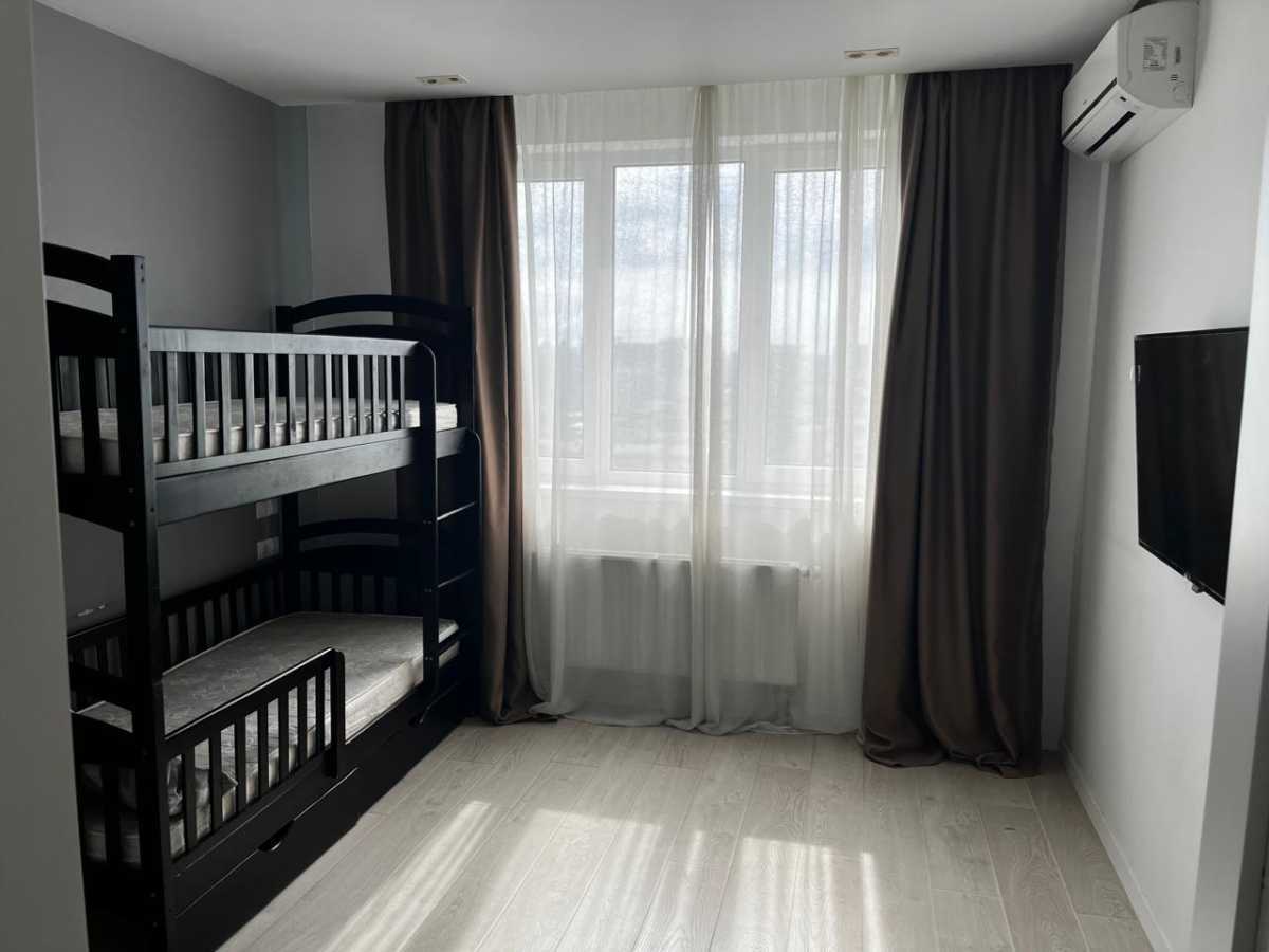 Аренда 3-комнатной квартиры 73 м², Юрия Ильенко ул., 51Б