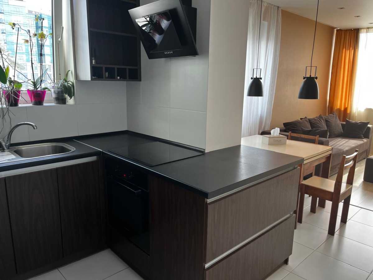 Аренда 3-комнатной квартиры 73 м², Юрия Ильенко ул., 51Б