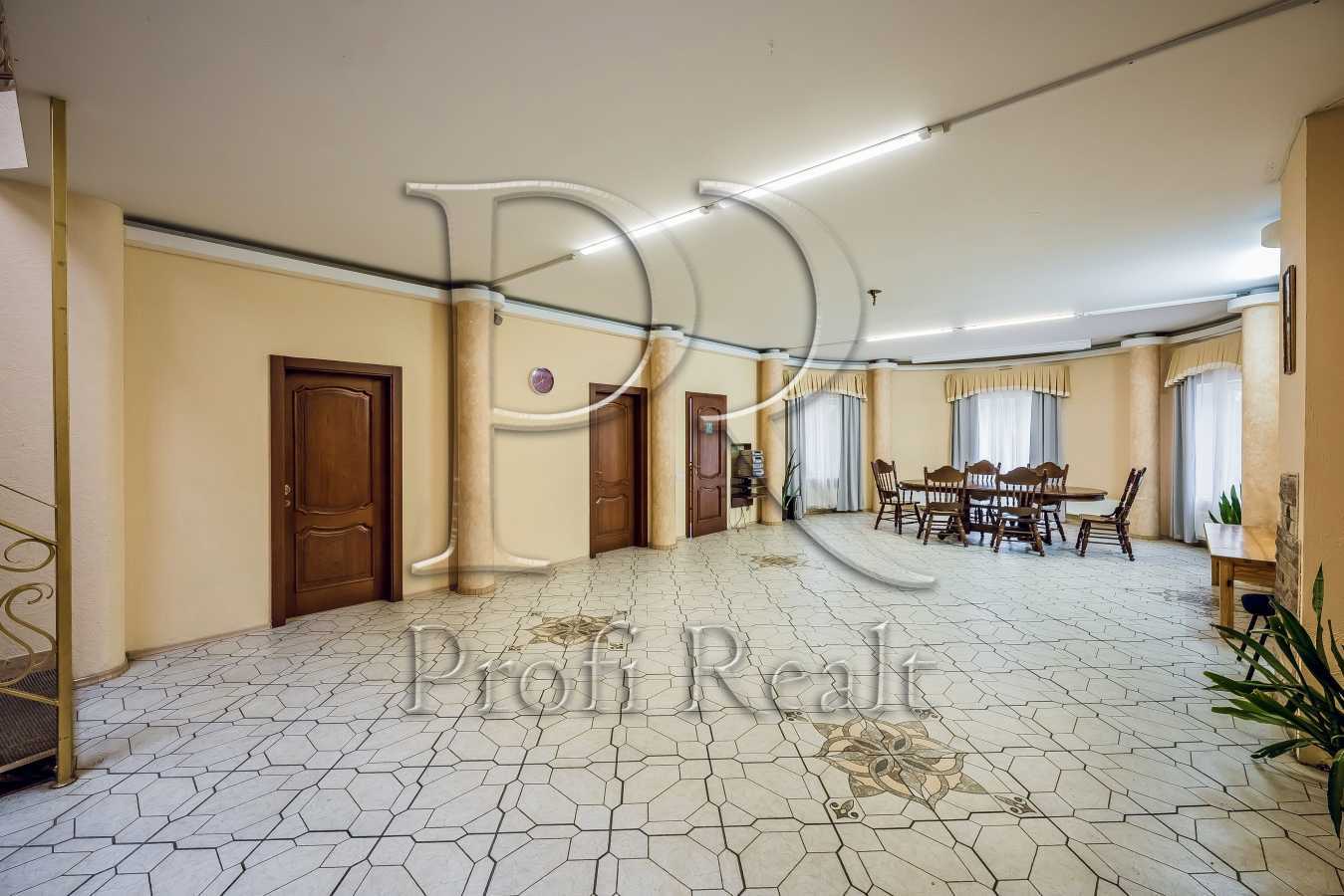 Продажа дома 568 м², Нечуя-Левицкого ул.
