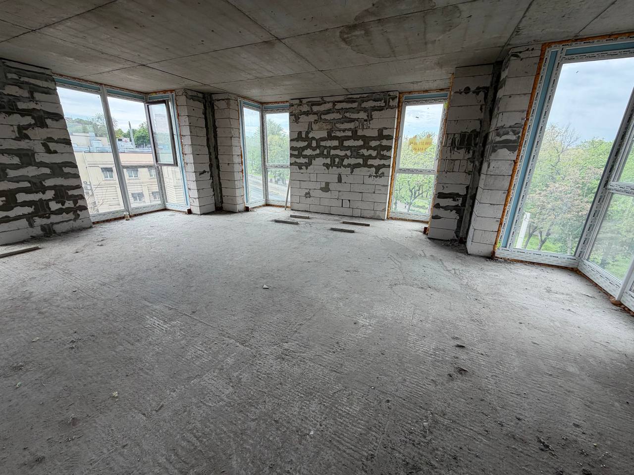 Продажа 1-комнатной квартиры 80 м², Камчатская ул.