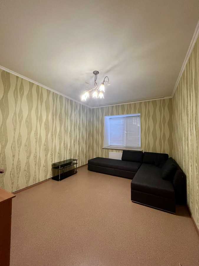 Аренда 1-комнатной квартиры 44 м², Комбинатная ул., 25