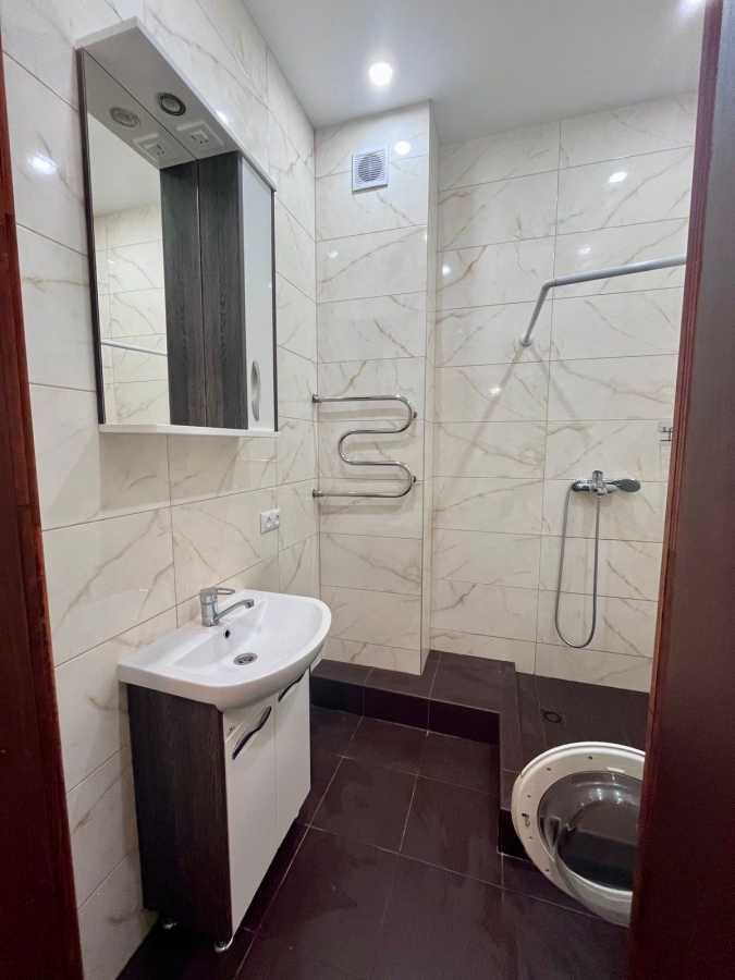 Аренда 1-комнатной квартиры 44 м², Комбинатная ул., 25