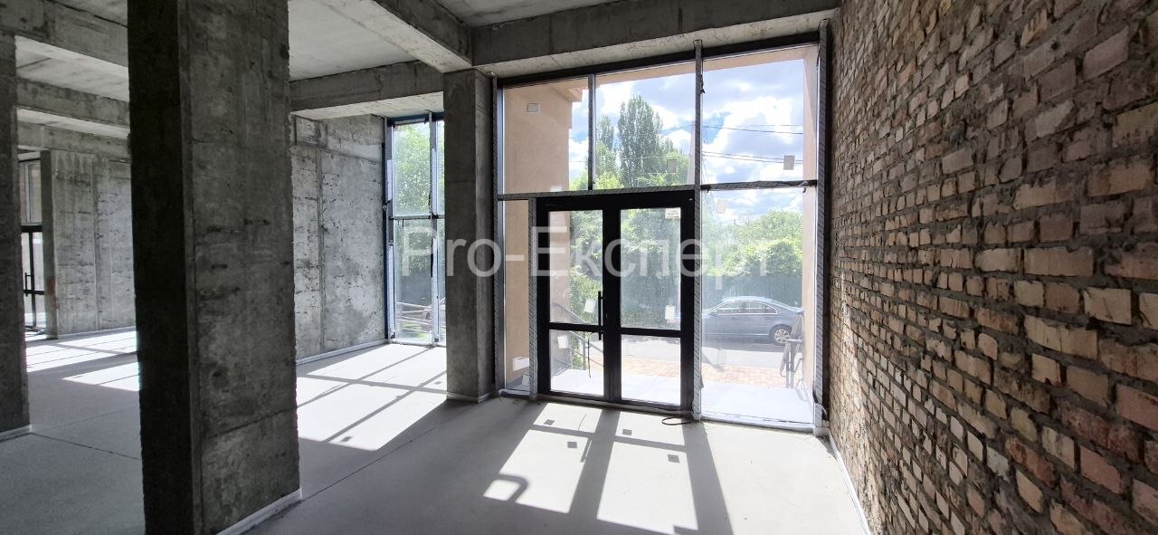 Продаж приміщення вільного призначення 188.7 м², 102