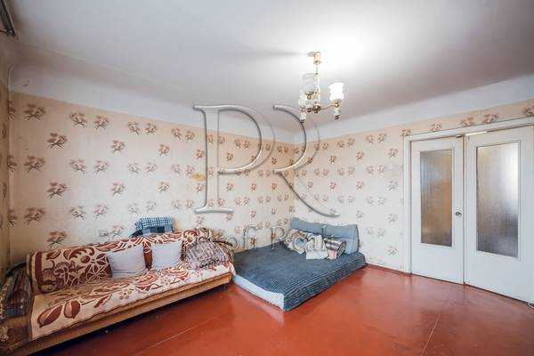 Продаж 3-кімнатної квартири 68 м², Хорольська вул., 10
