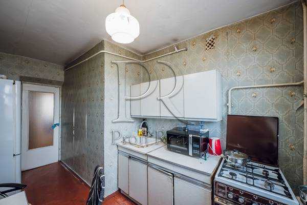Продаж 3-кімнатної квартири 68 м², Хорольська вул., 10