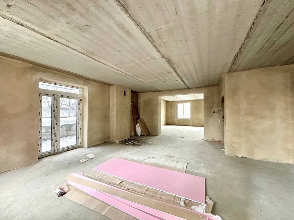 Продаж приміщення вільного призначення 165 м², Святопетрівська