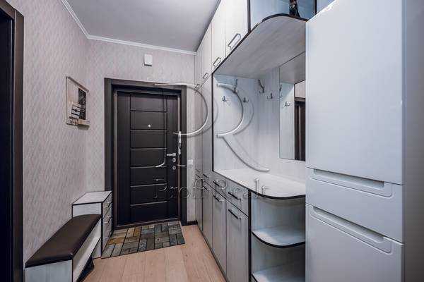Продажа 1-комнатной квартиры 33 м², Метрологическая ул., 62