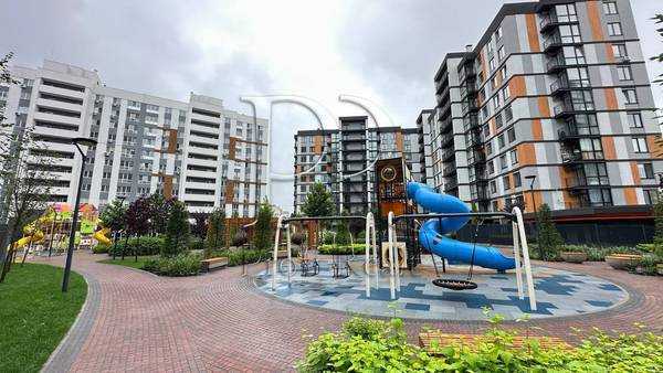 Продаж 1-кімнатної квартири 35 м², Європейська (Жовтнева) вул., 32/1Б