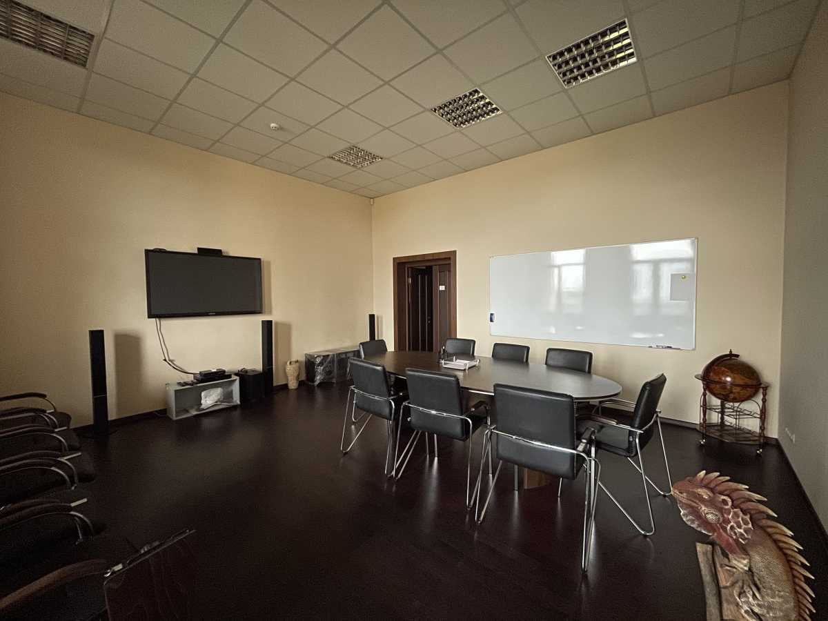 Продаж приміщення вільного призначення 520 м², 1а