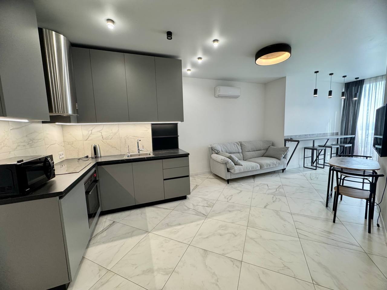 Оренда 2-кімнатної квартири 60 м², Володимира Вернадського вул.