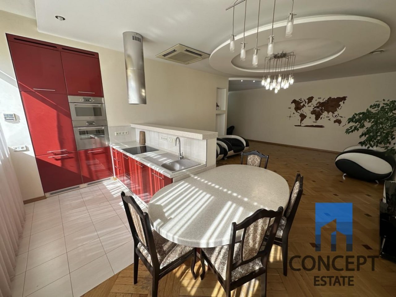 Аренда 4-комнатной квартиры 129 м², Василия Жуковского ул.