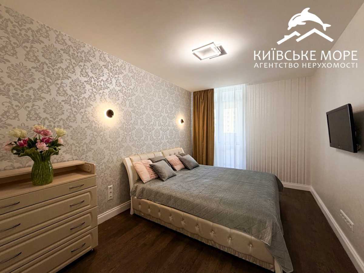 Продажа 3-комнатной квартиры 92 м², Воскресенская ул., 16Б