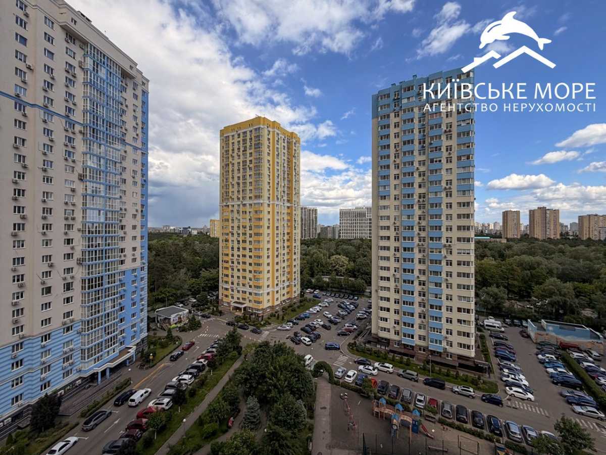 Продажа 3-комнатной квартиры 92 м², Воскресенская ул., 16Б