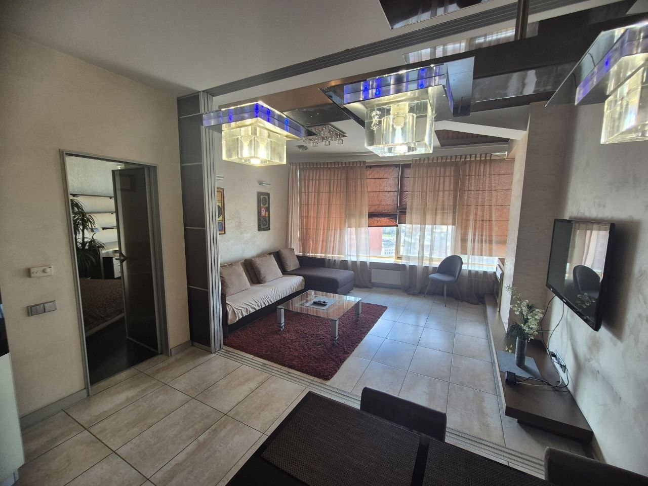 Продажа 2-комнатной квартиры 67 м², Глинки ул.