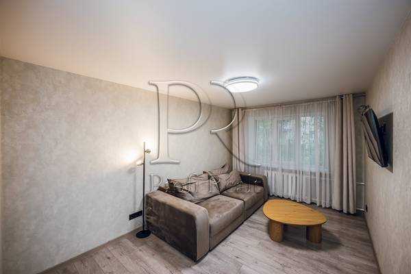 Продажа 3-комнатной квартиры 56 м², Білецького Академіка вулиця, 9Б