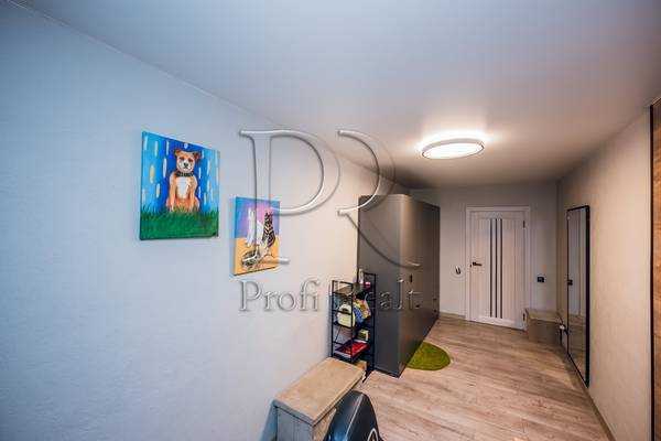 Продажа 3-комнатной квартиры 56 м², Білецького Академіка вулиця, 9Б