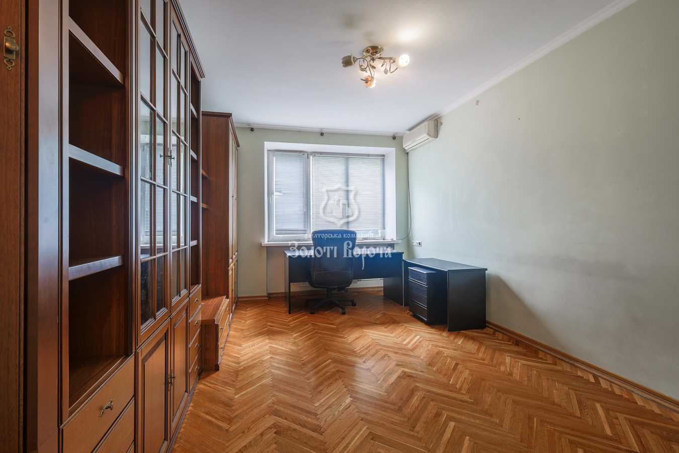 Продажа 3-комнатной квартиры 98.4 м², Олеся Гончара ул., 62
