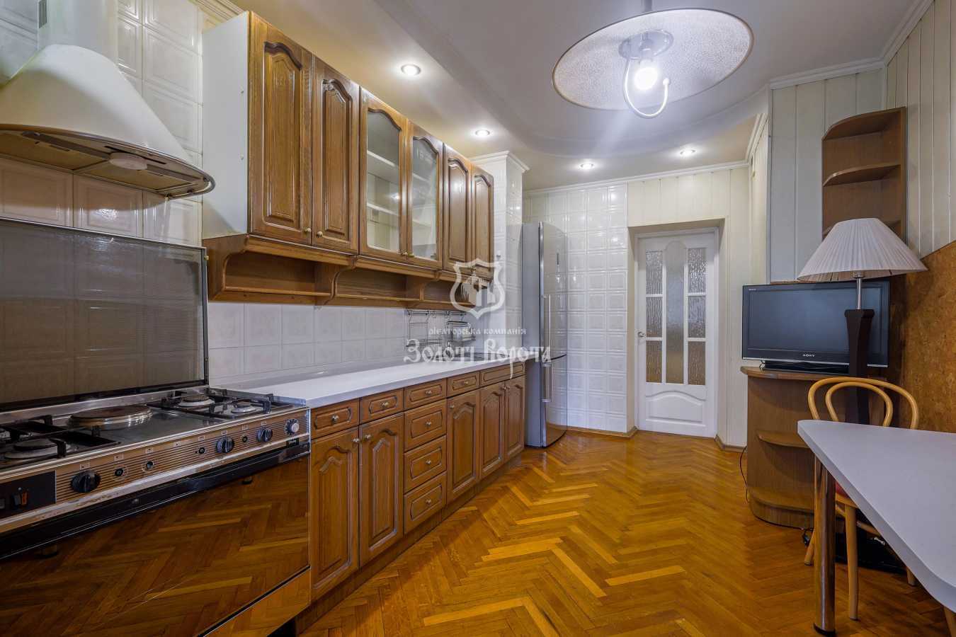 Продажа 3-комнатной квартиры 98.4 м², Олеся Гончара ул., 62